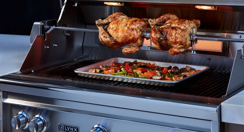 36" Professional Built-in Grill with 1 Trident Infrared Burner and 2 Ceramic Burners and Rotisserie (L36TR) - Image 18