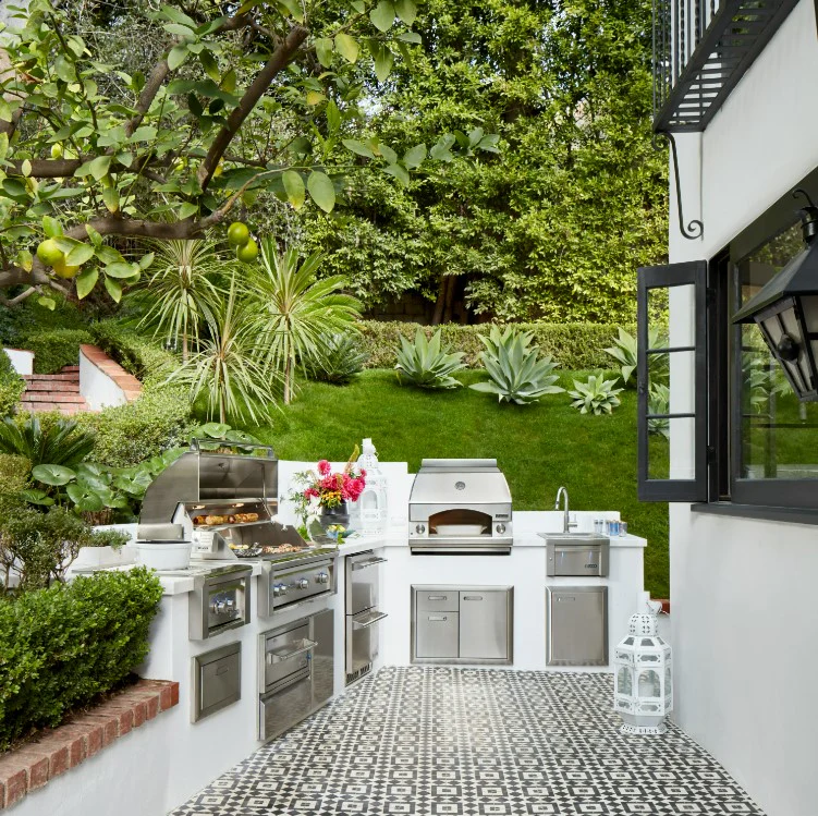 36" Professional Built-in Grill with 1 Trident Infrared Burner and 2 Ceramic Burners and Rotisserie (L36TR) - Image 19