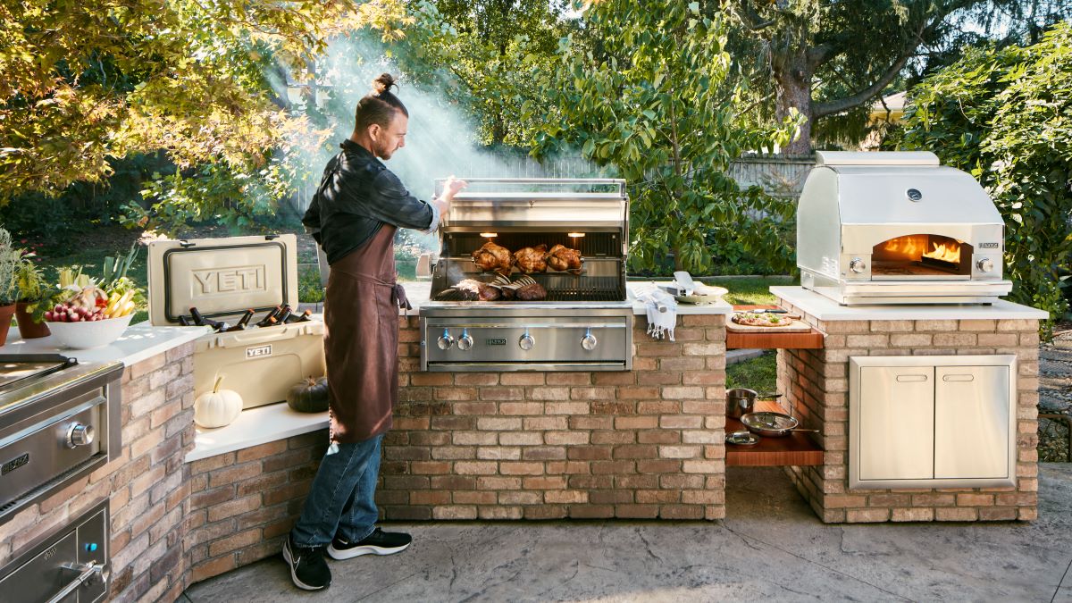 36" Professional Built-in Grill with 1 Trident Infrared Burner and 2 Ceramic Burners and Rotisserie (L36TR) - Image 23