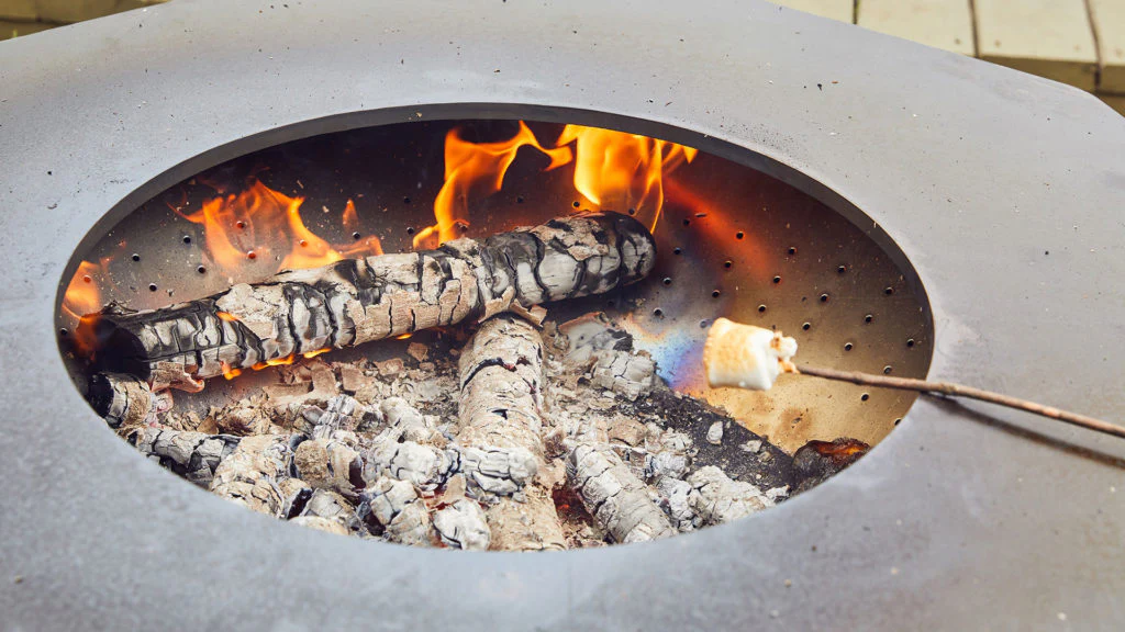 Wood Fired Grill with High Pedestal - Image 6